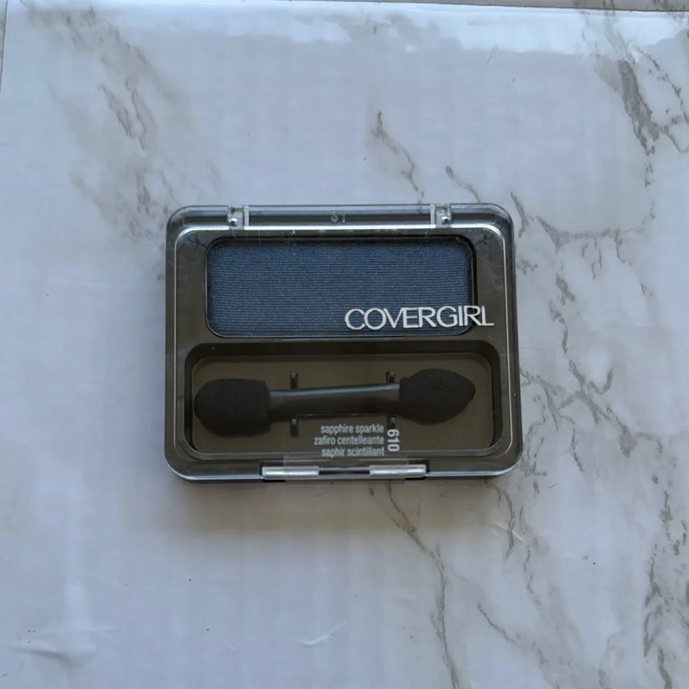 CoverGirl 610 Sapphire Sparkle Eyeshadow‎ discontinued beauty